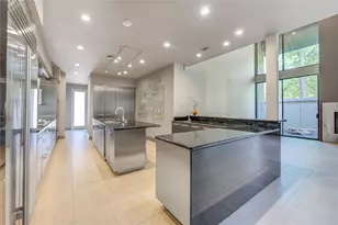 5 River Hollow Ln, Houston, TX 77027 - Photo 15