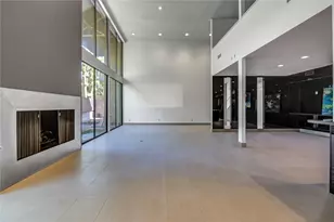 5 River Hollow Ln, Houston, TX 77027 - Photo 9
