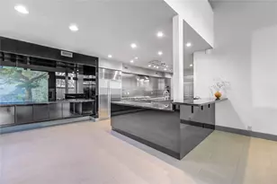 5 River Hollow Ln, Houston, TX 77027 - Photo 5