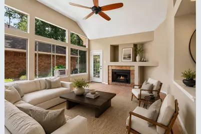 26 Cedar Chase Place, The Woodlands, TX 77381 - Photo 5