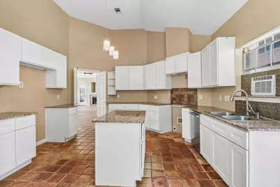 26 Cedar Chase Place, The Woodlands, TX 77381 - Photo 9