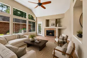 26 Cedar Chase Pl, The Woodlands, TX 77381 - Photo 5