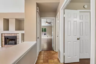 26 Cedar Chase Place, The Woodlands, TX 77381 - Photo 11