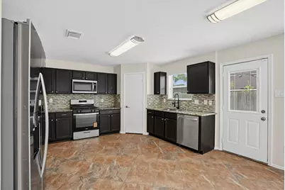 518 Starksboro Court, Houston, TX 77073 - Photo 5
