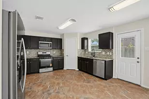 518 Starksboro Ct, Houston, TX 77073 - Photo 5