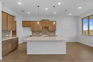 7703 Topaz Ridge Dr, Angleton, TX 77515 - Photo 5