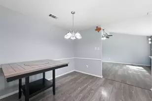 8614 Sherrywood Dr, Houston, TX 77044 - Photo 15