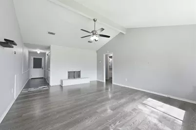 8614 Sherrywood Drive, Houston, TX 77044 - Photo 13