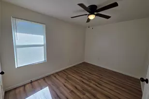 5422 Pine Ave, Pasadena, TX 77503 - Photo 17