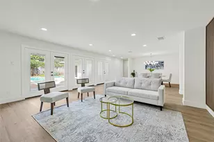 10710 Candlewood Dr, Houston, TX 77042 - Photo 3