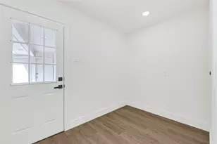 10710 Candlewood Dr, Houston, TX 77042 - Photo 23