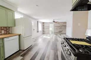 2518 Daugherty St, Waller, TX 77484 - Photo 9