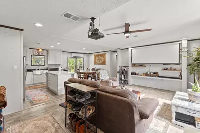 3670 Lakeview Cutoff Street, Orange, TX 77662 - Photo 7