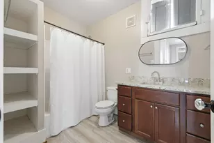 1911 Sealy St, Galveston, TX 77550 - Photo 15