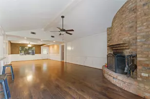 15 Woody Creek Dr, Conroe, TX 77301 - Photo 11