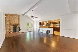 15 Woody Creek Dr, Conroe, TX 77301 - Photo 9