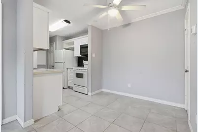 7600 Emmett F Lowry Expressway #315, Texas City, TX 77591 - Photo 5