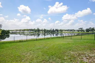 279 Shoreview Dr, Conroe, TX 77303 - Photo 3
