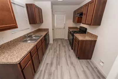 5731 Post Oak Manor Drive, Houston, TX 77085 - Photo 3
