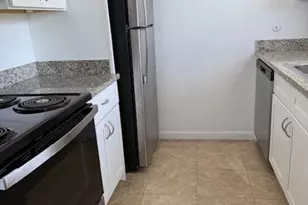 8003 Woodway Dr, Houston, TX 77063 - Photo 17