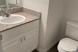 8003 Woodway Dr, Houston, TX 77063 - Photo 9