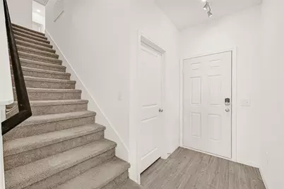 318 Maple Bark Trail, Conroe, TX 77378 - Photo 3