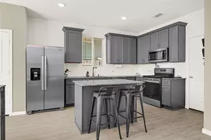 318 Maple Bark Trl, Conroe, TX 77378 - Photo 9