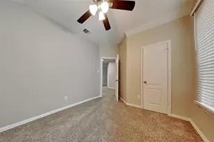 2223 Brown Oak Dr, Conroe, TX 77304 - Photo 11