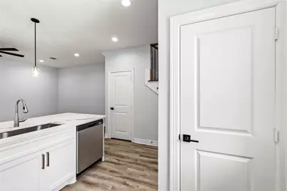 115 Capetown, Montgomery, TX 77356 - Photo 9