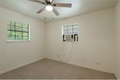 712 Cline Street #D, Huntsville, TX 77340 - Photo 15