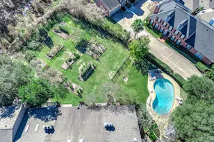 9400 Doliver Dr, Houston, TX 77063 - Photo 35