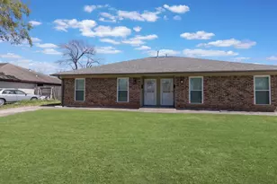 1009 Cedar St, Deer Park, TX 77536 - Photo 1