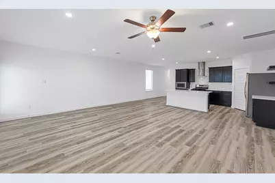 3002 Crown Gate Drive, Houston, TX 77047 - Photo 15