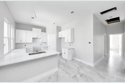7160 Rook Boulevard, Houston, TX 77087 - Photo 11
