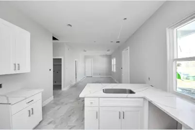 7160 Rook Boulevard, Houston, TX 77087 - Photo 23