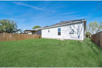 7160 Rook Boulevard, Houston, TX 77087 - Photo 27