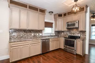 134 4th St, Sugar Land, TX 77498 - Photo 3