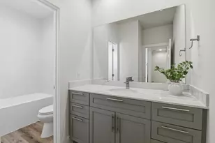 11917 N Hoa Sen Cir, Houston, TX 77072 - Photo 23