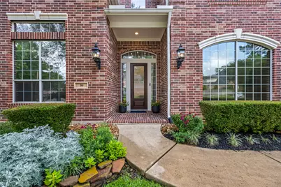 59 Nocturne Woods Place, The Woodlands, TX 77382 - Photo 3