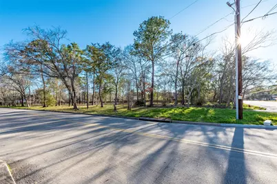 1810 Fm 517 Road E, Dickinson, TX 77539 - Photo 17