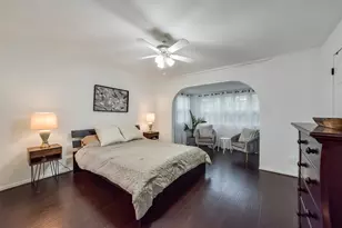 2574 Marilee Ln, Houston, TX 77057 - Photo 13