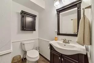 2574 Marilee Ln, Houston, TX 77057 - Photo 21