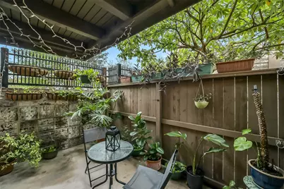 2574 Marilee Lane #1, Houston, TX 77057 - Photo 23