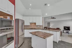 326 N Cypress Estates Cir, Spring, TX 77388 - Photo 19