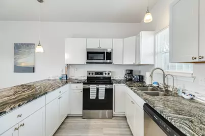 116 Howard Avenue #G, Surfside Beach, TX 77541 - Photo 11