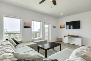 116 Howard Ave, Surfside Beach, TX 77541 - Photo 7