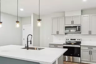 387 Autumn Ln, Livingston, TX 77351 - Photo 9