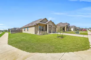2136 Chief St, Bryan, TX 77807 - Photo 3