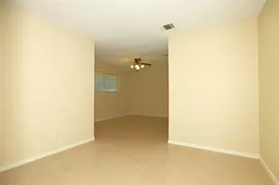 206 Banyan St, Lake Jackson, TX 77566 - Photo 7