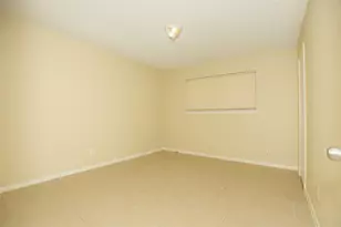 206 Banyan St, Lake Jackson, TX 77566 - Photo 11